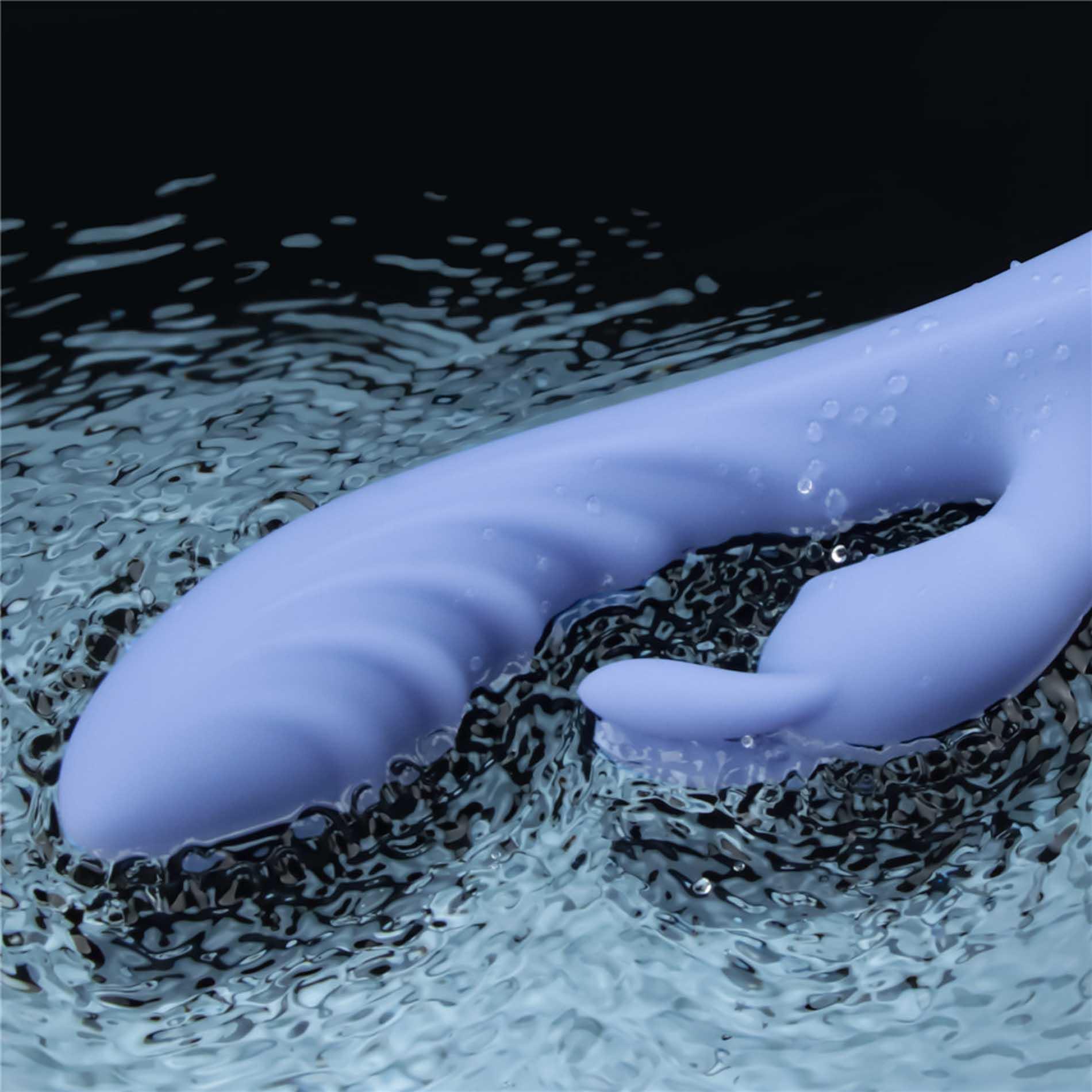 L'allure Swirl Rechargeable Vibrator