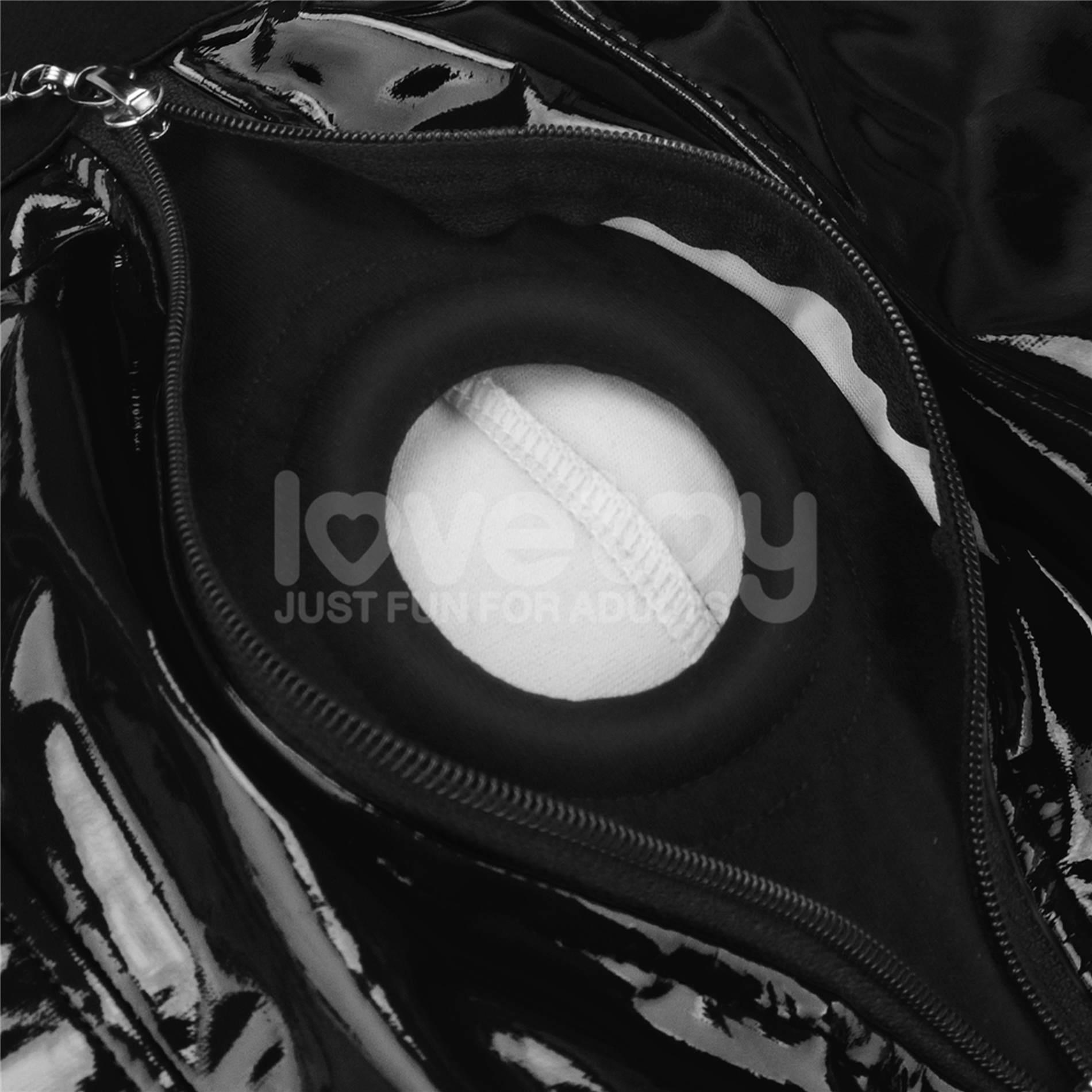 Chic Strap-On Shorts (36 - 39 Inch Waist) Black