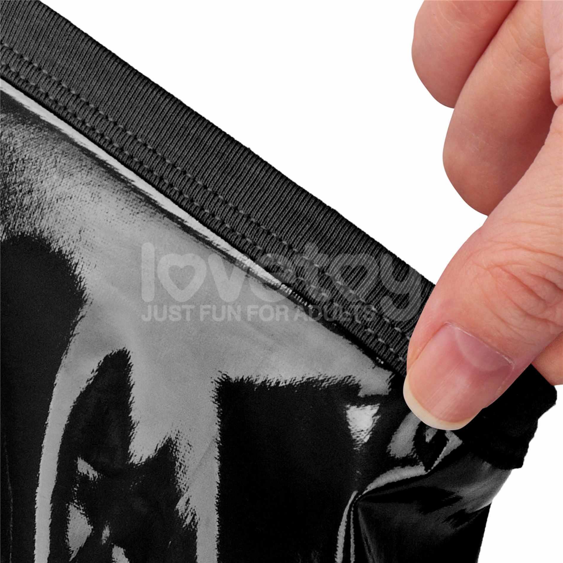 Chic Strap-On Shorts (40 - 43 Inch Waist) Black