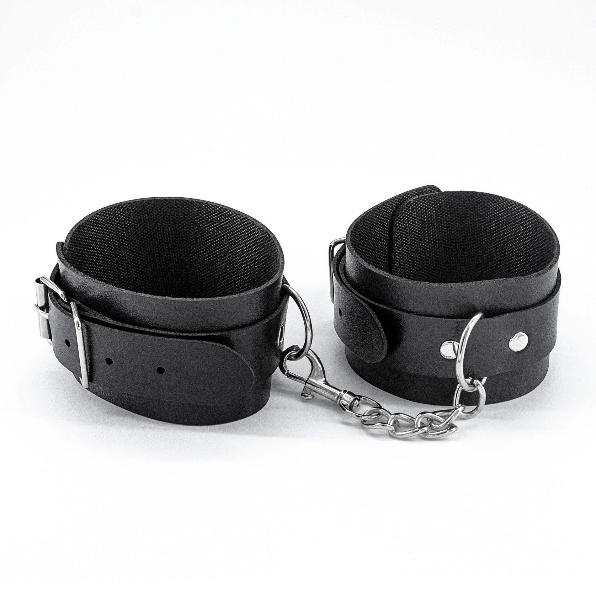 Crushious Punisher 8 Piece Bondage Kit