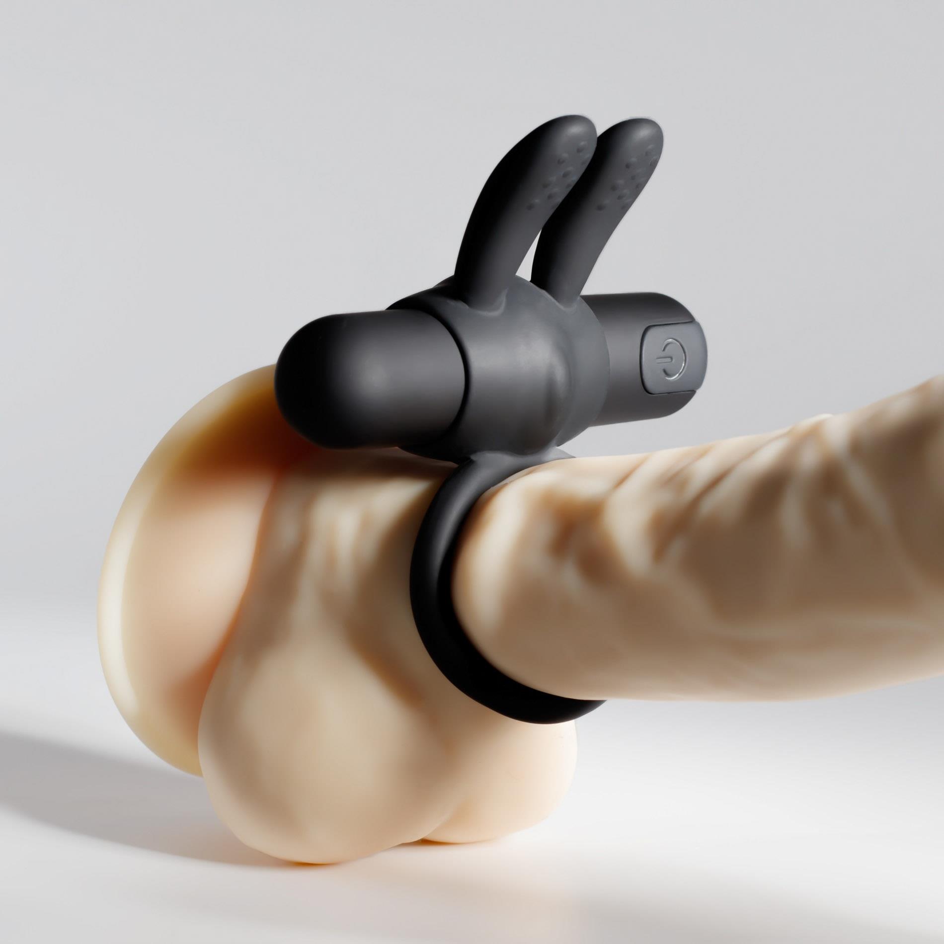 Crushious Wonka Cockring With Rechargeable Vibrating Bullet