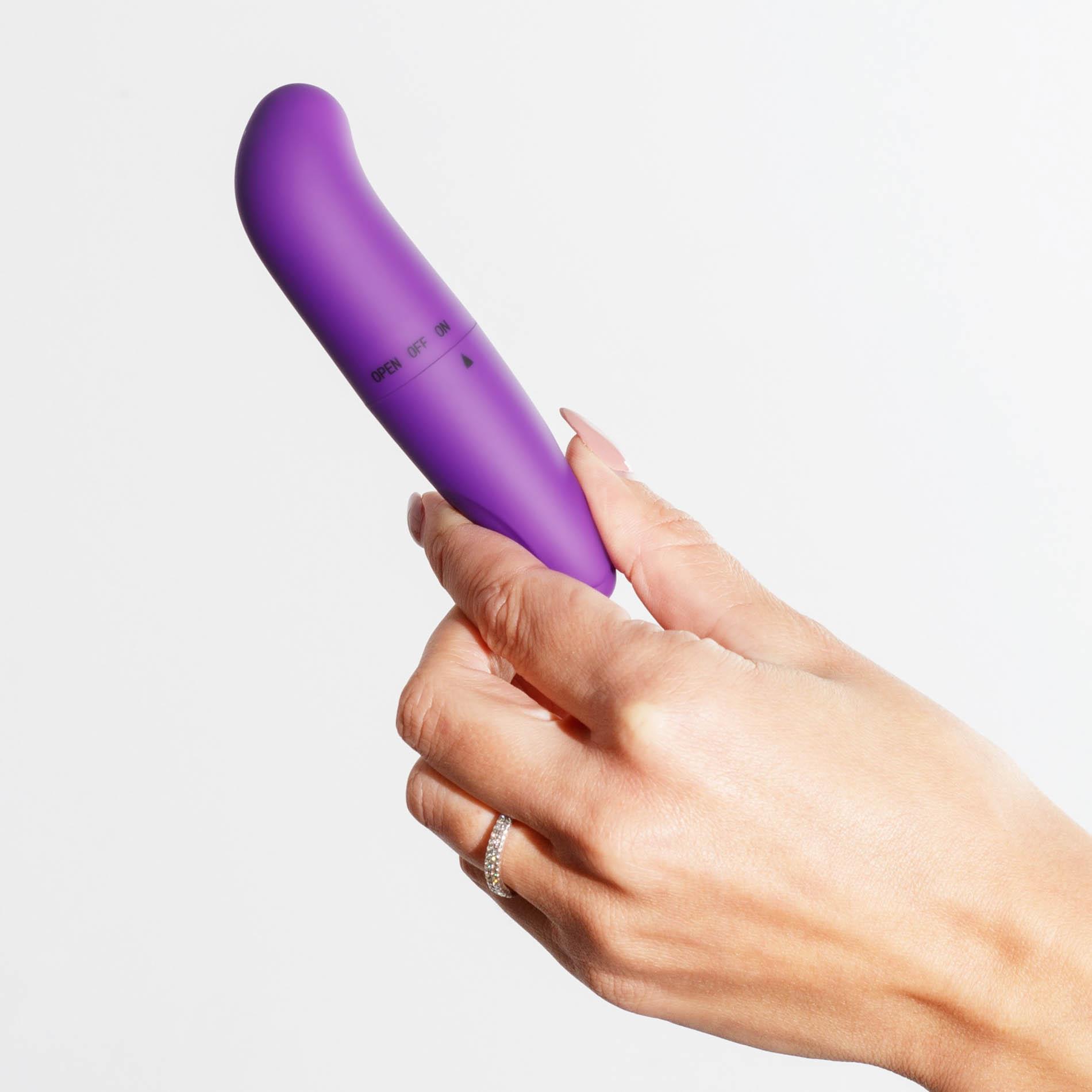 Crushious G-Finder Mini Massager Purple