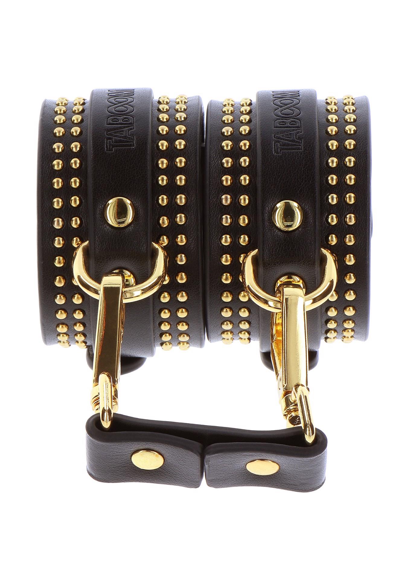 Studded Wrist Cufs Set Black