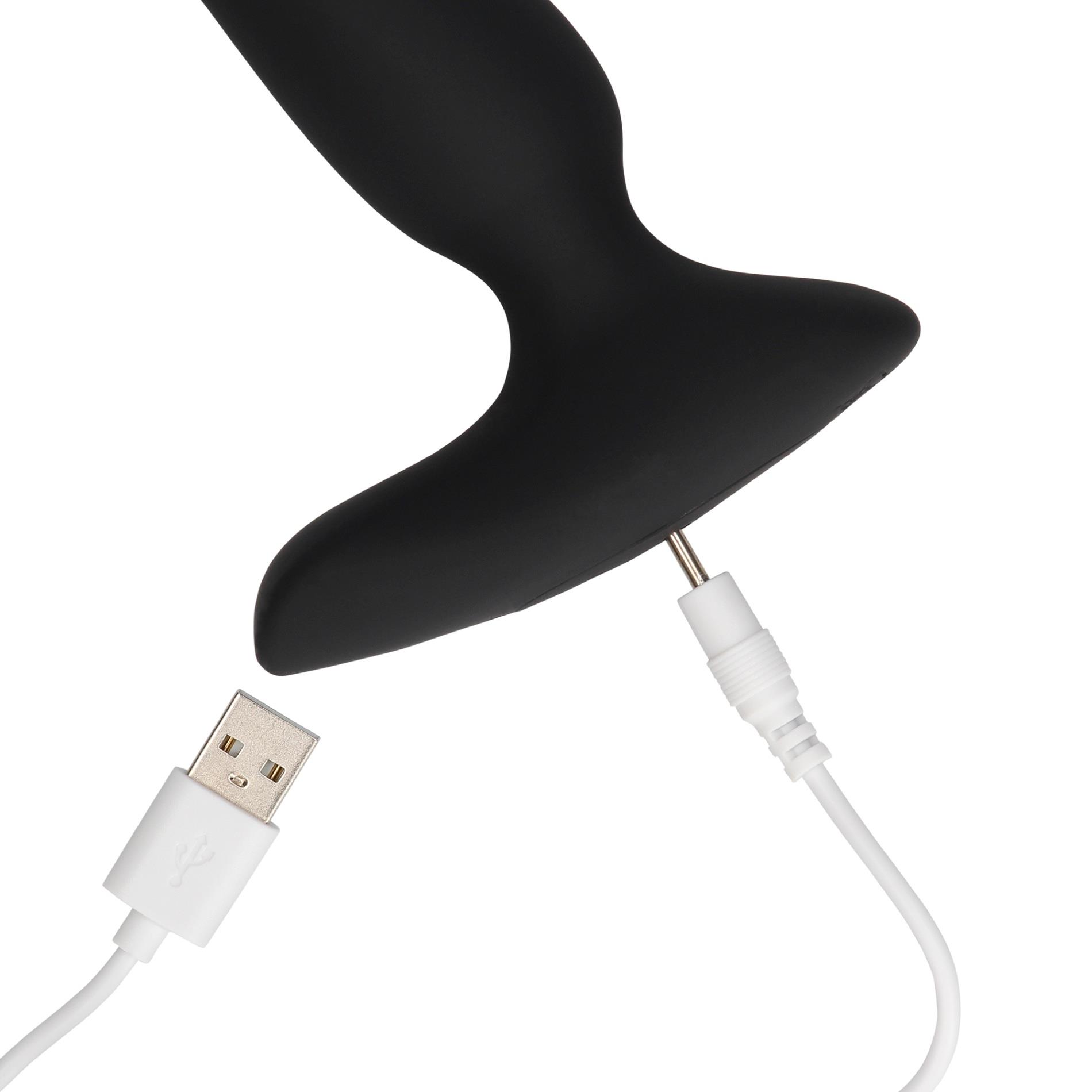 Beaded Vibrating Anal Plug With Remote Control