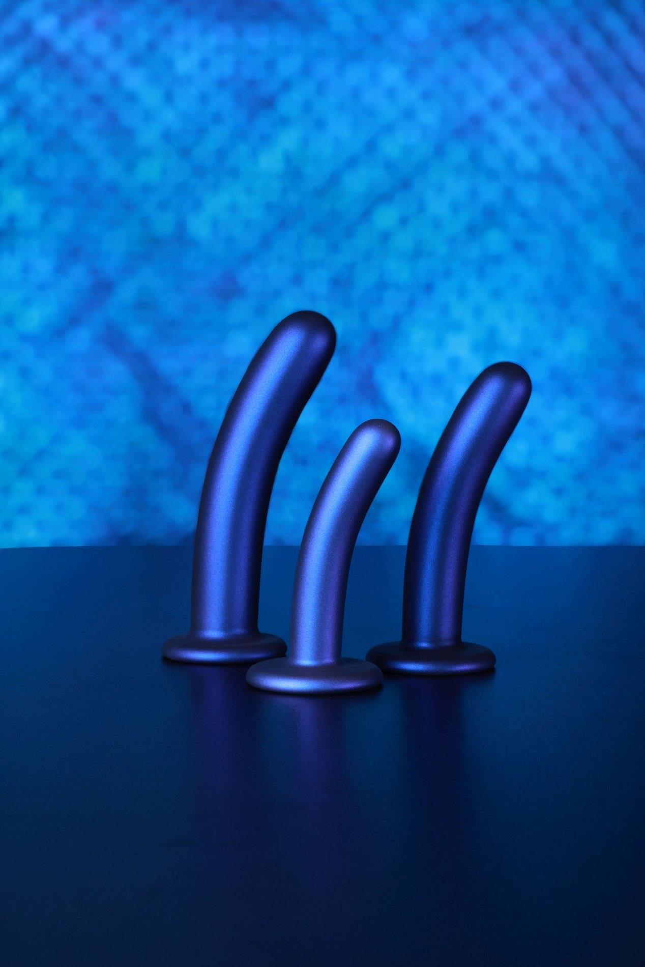 Smooth Silicone G-Spot Dildo - 6'' / 14,5 Cm