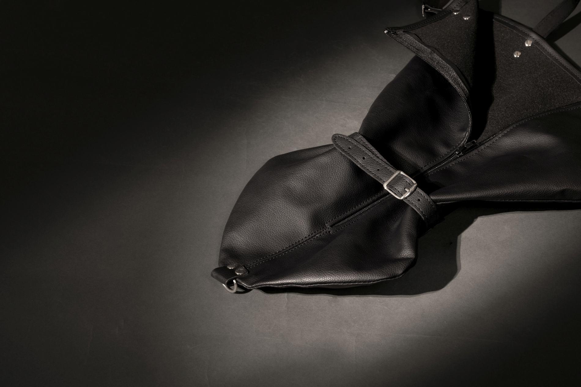 Zip-Up Full Sleeve Arm Restraint - Black