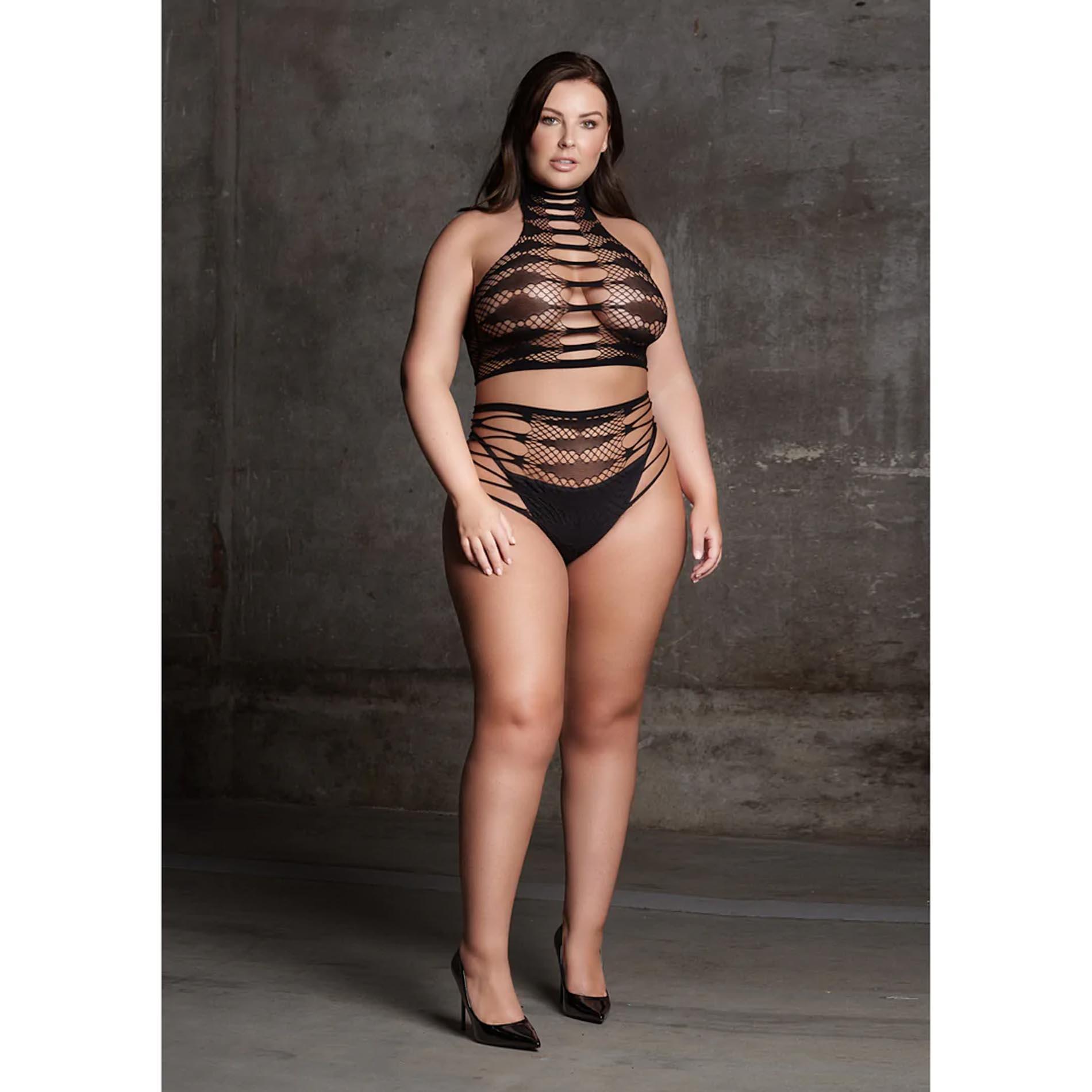 Carpo Xlvi - Two Piece With Turtleneck, Crop Top And Pantie - Plus Size