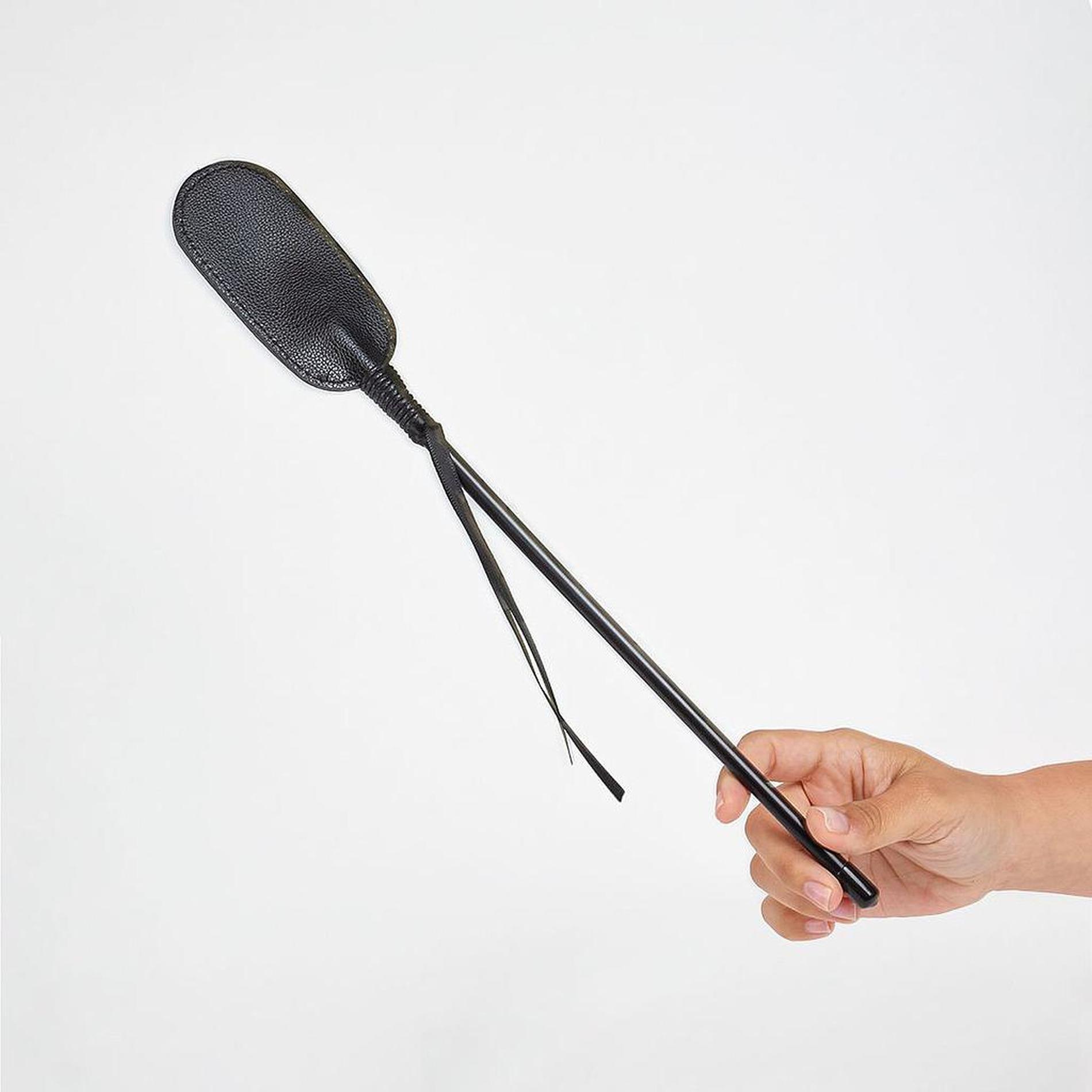 Oval Riding Crop