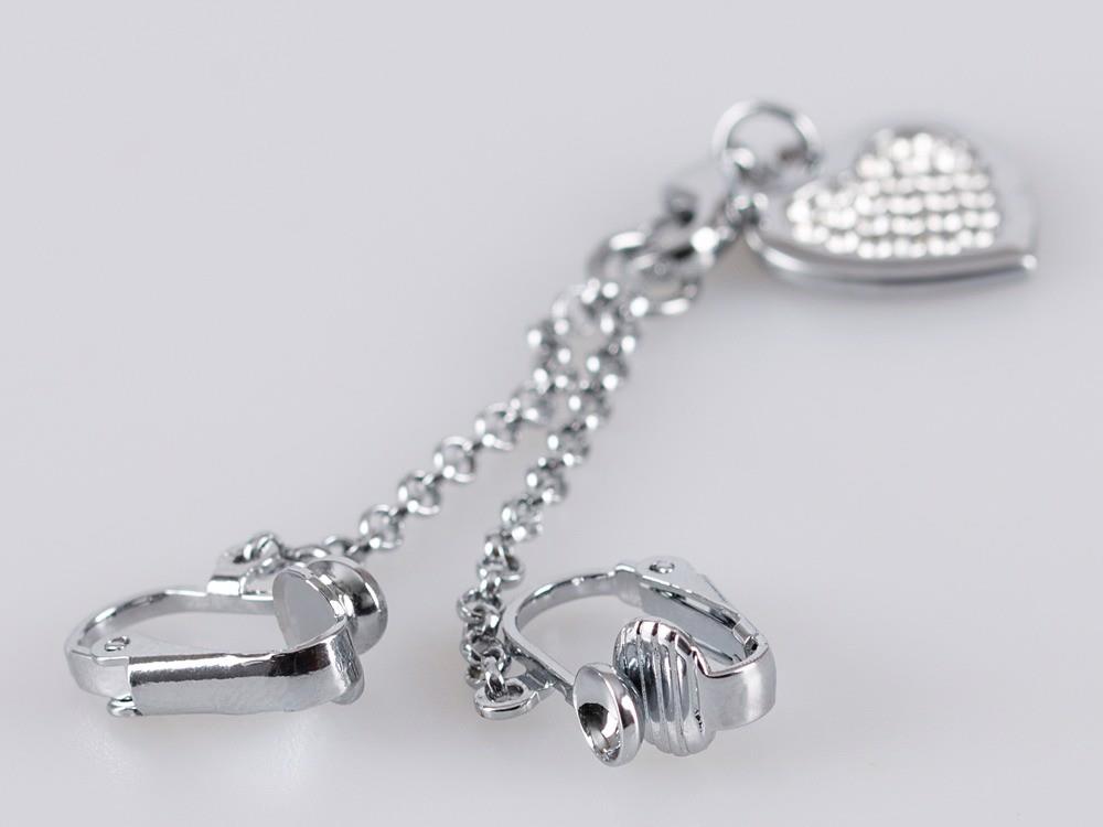 Intimate Heart-Shaped Chain