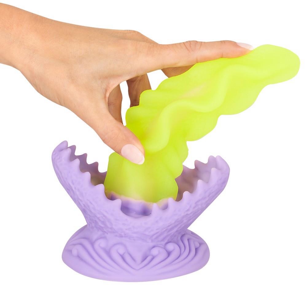 Beasty Cocks Passion Plant Led