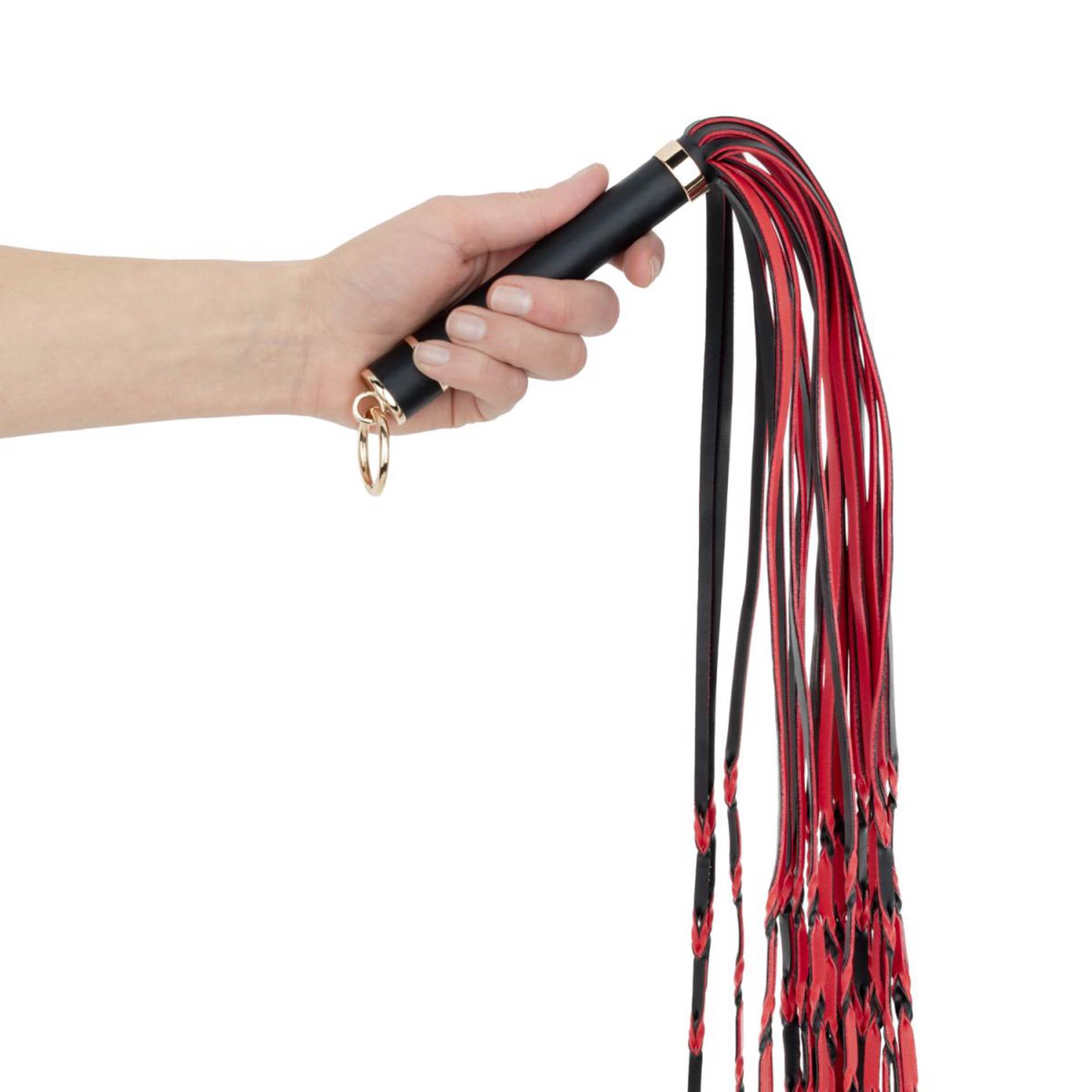 Fetish Collection - Flogger 64 Cm - Red And Black