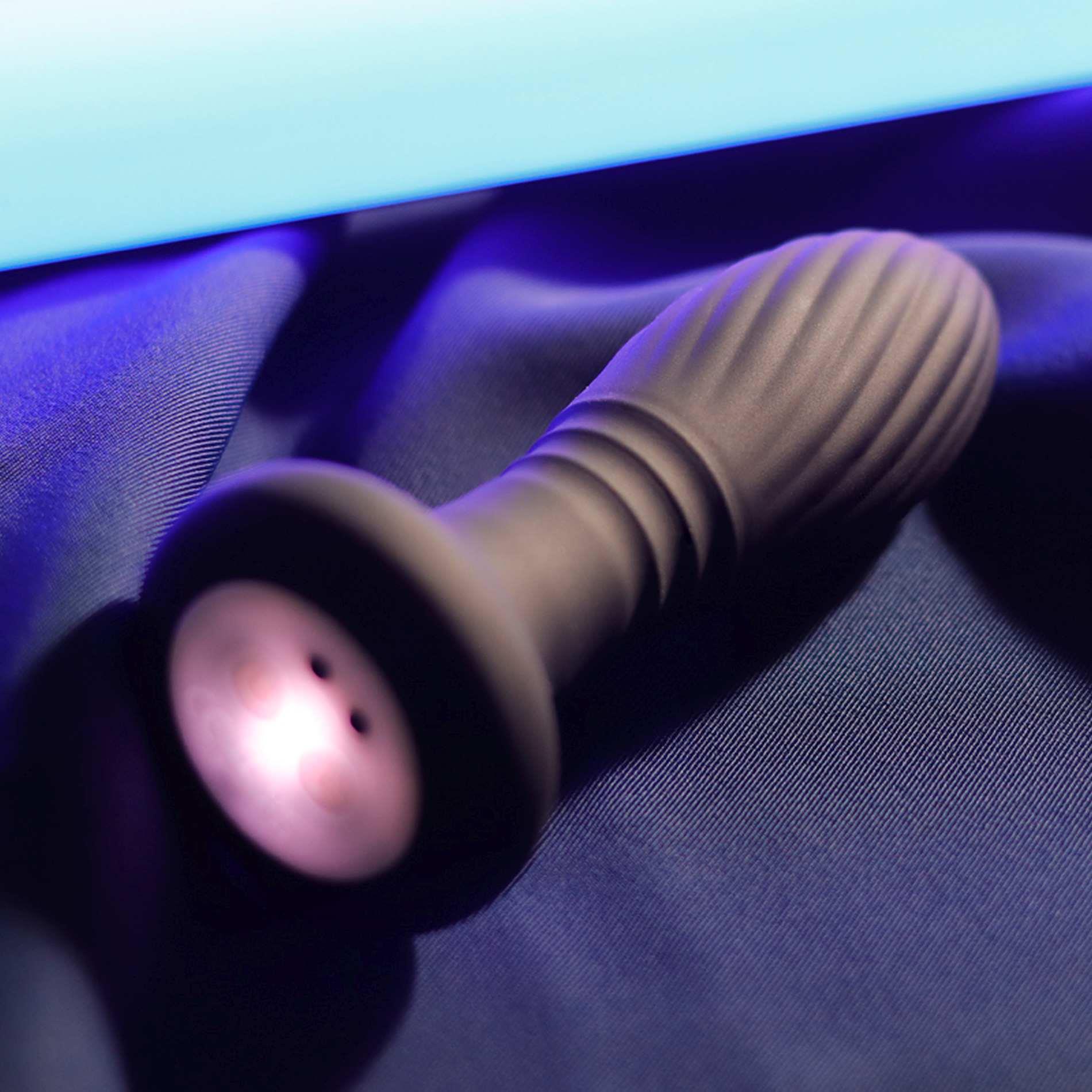 Lighting Anal Plug Black