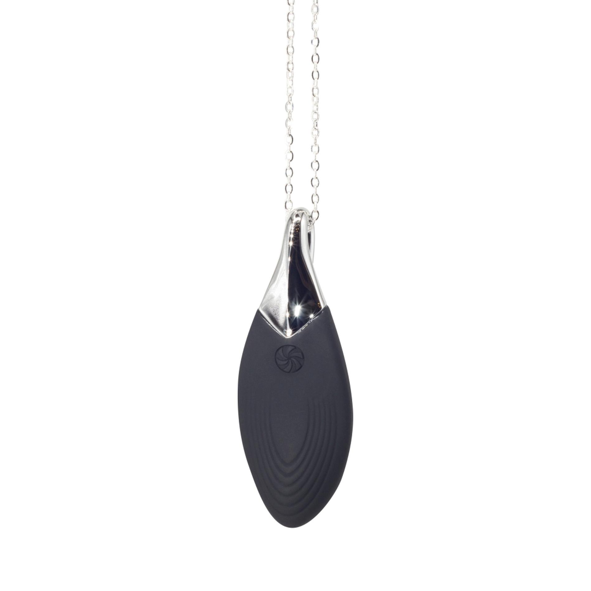 Vibrating Necklace Liberty Leaf Black