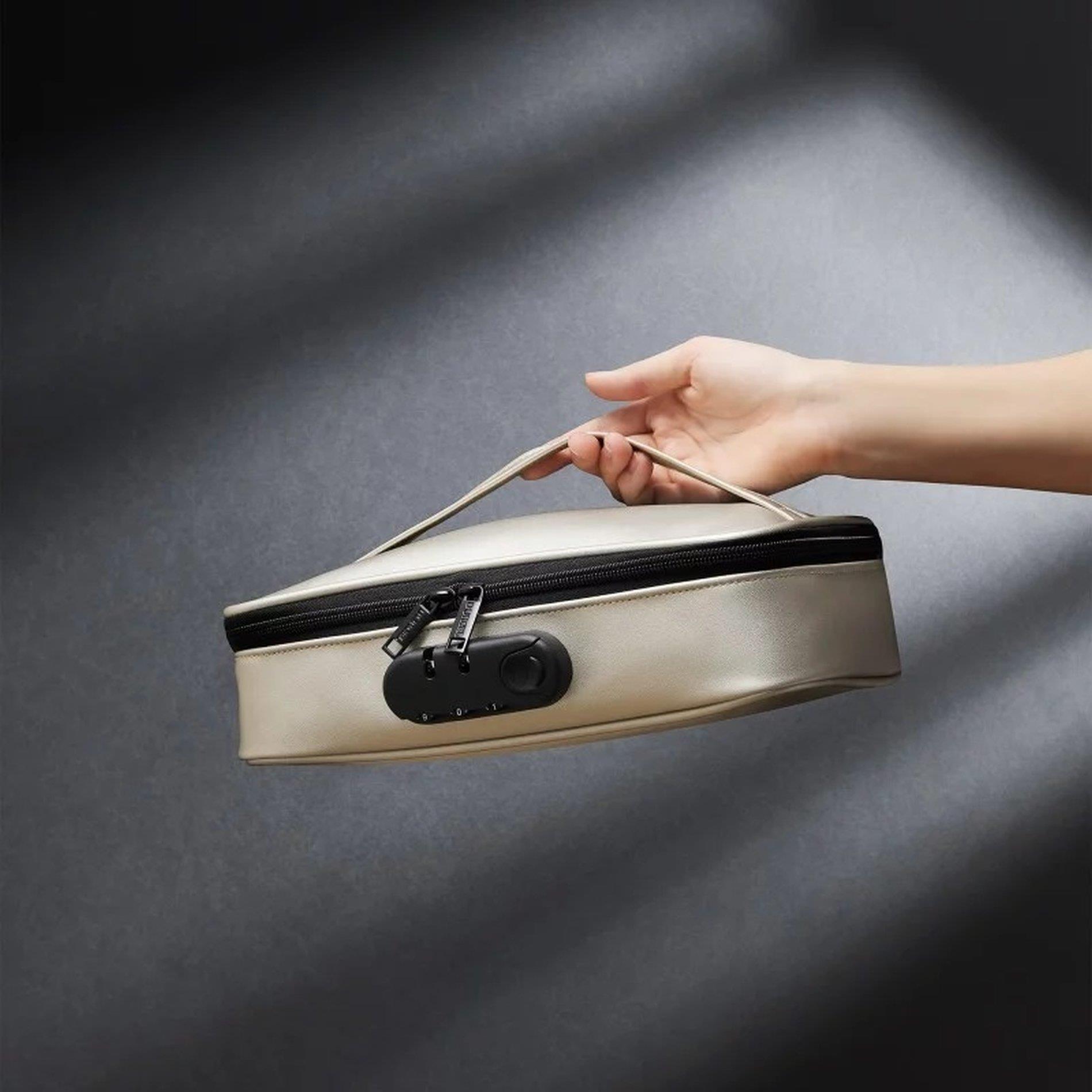 Discreet Box Luxury Gold