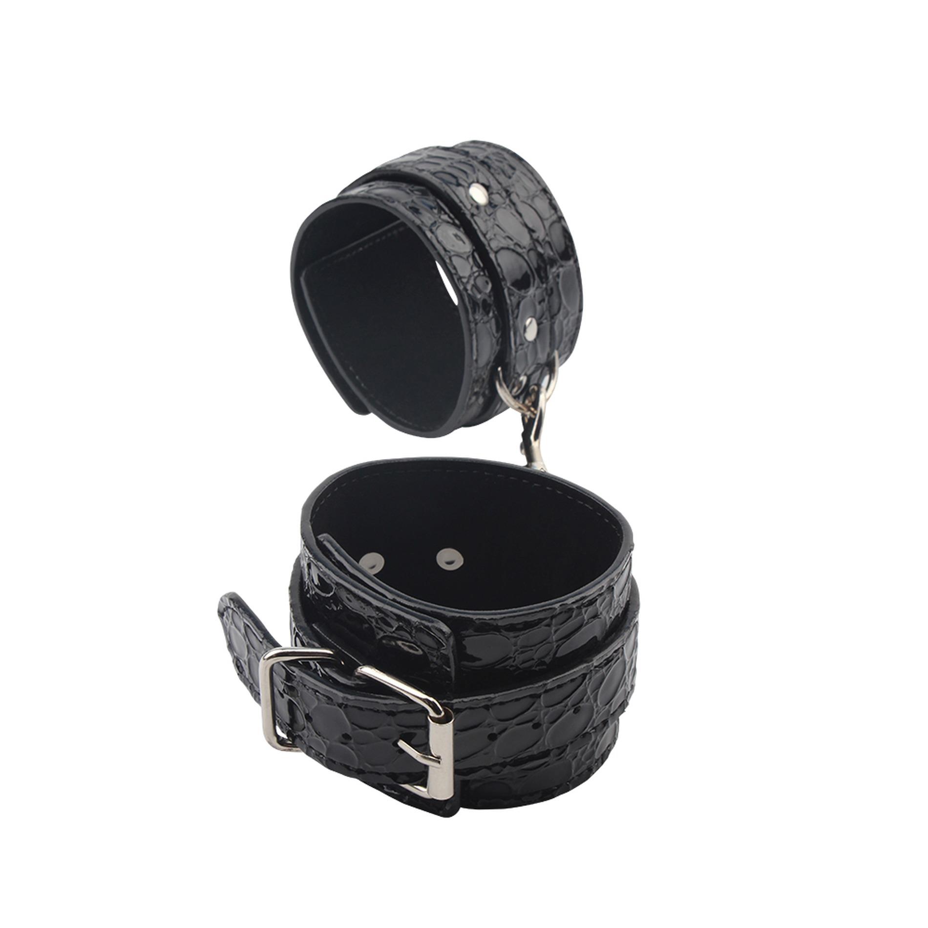 Be Good Ankle Cuffs-Black